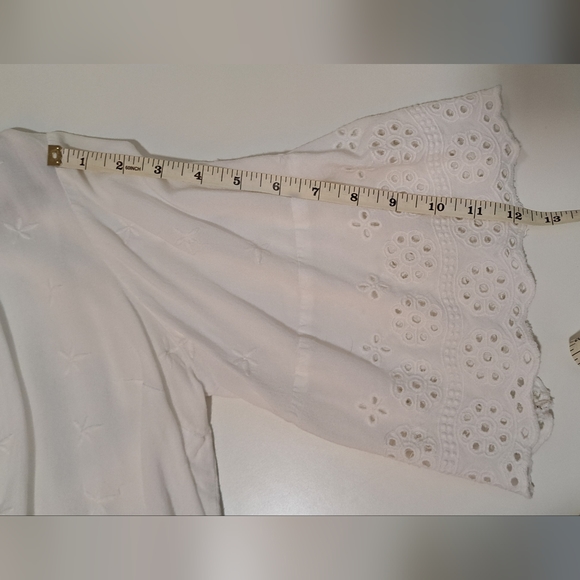 Japna Women’s Wrap Surplice Bell Sleeve Crop Top White Size Medium - Picture 8 of 9